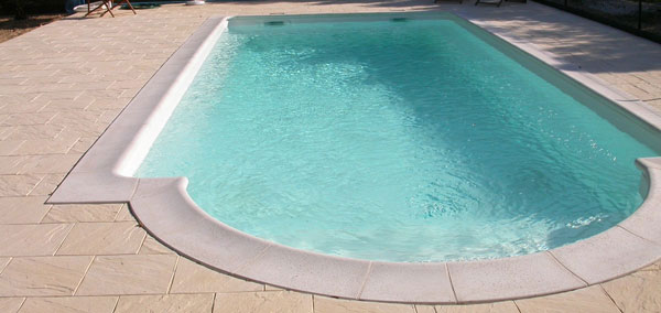 Création piscine béton à Meauzac