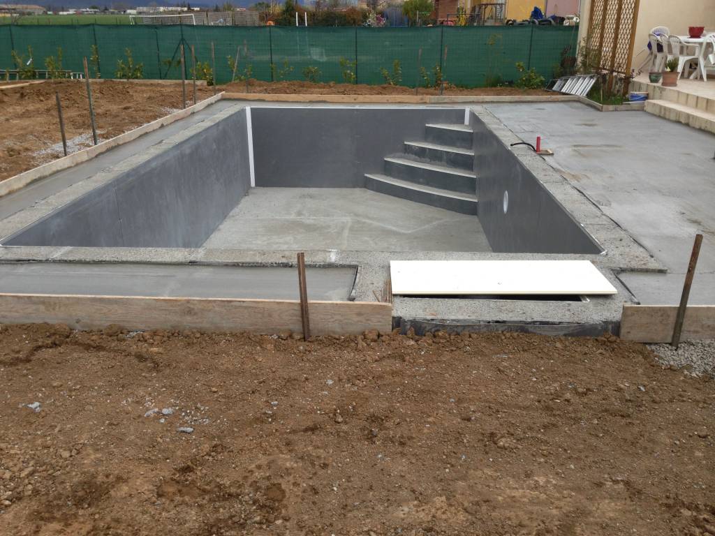 Création piscine béton Montauban